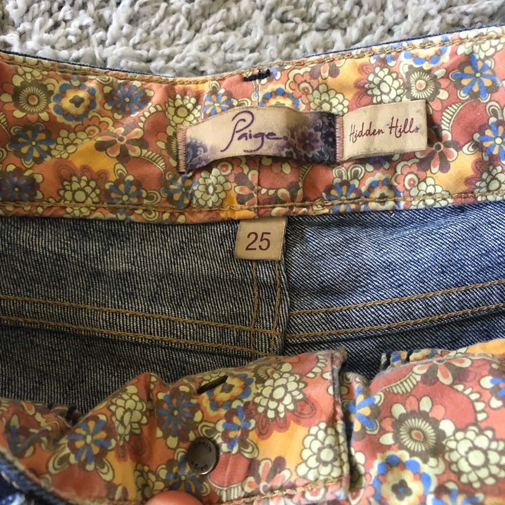 Exclusive Paige Jeans with Floral Lining - Picture 3 of 5